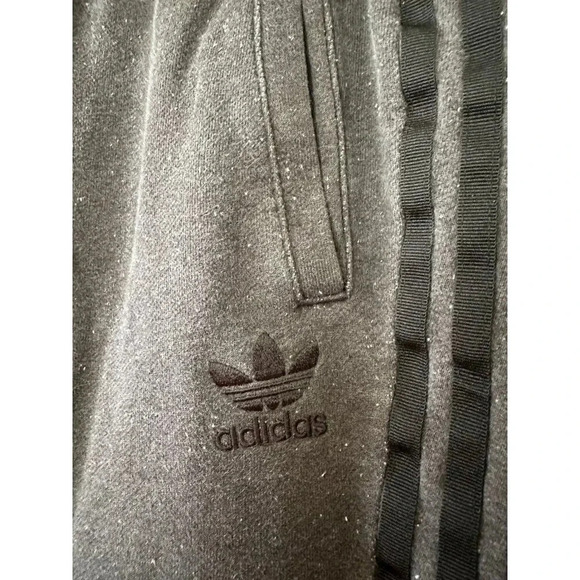 Adidas Men’s size small grey sweatpants - Picture 5 of 10